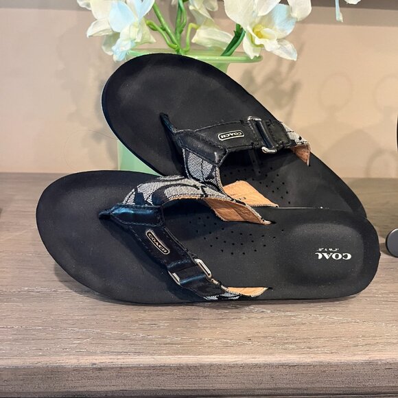 Coach Flip Flops - Picture 10 of 10